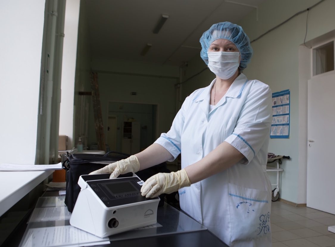 В нижегородские больницы поступило оборудование для вентиляции легких от ОМК